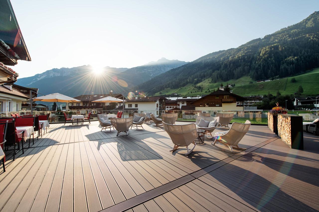 Premium Activehotel Bergkoenig Нойщифт им Щубайтал Екстериор снимка